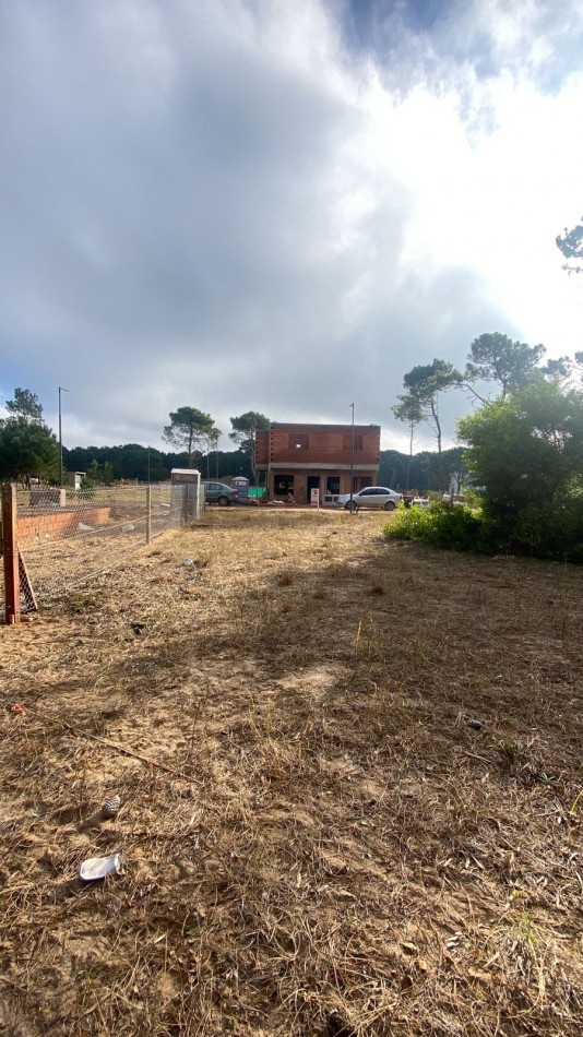 LOTE A LA VENTA EN PINAMAR.