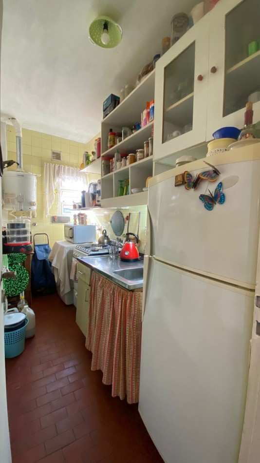 Monoambiente en Pinamar centro.