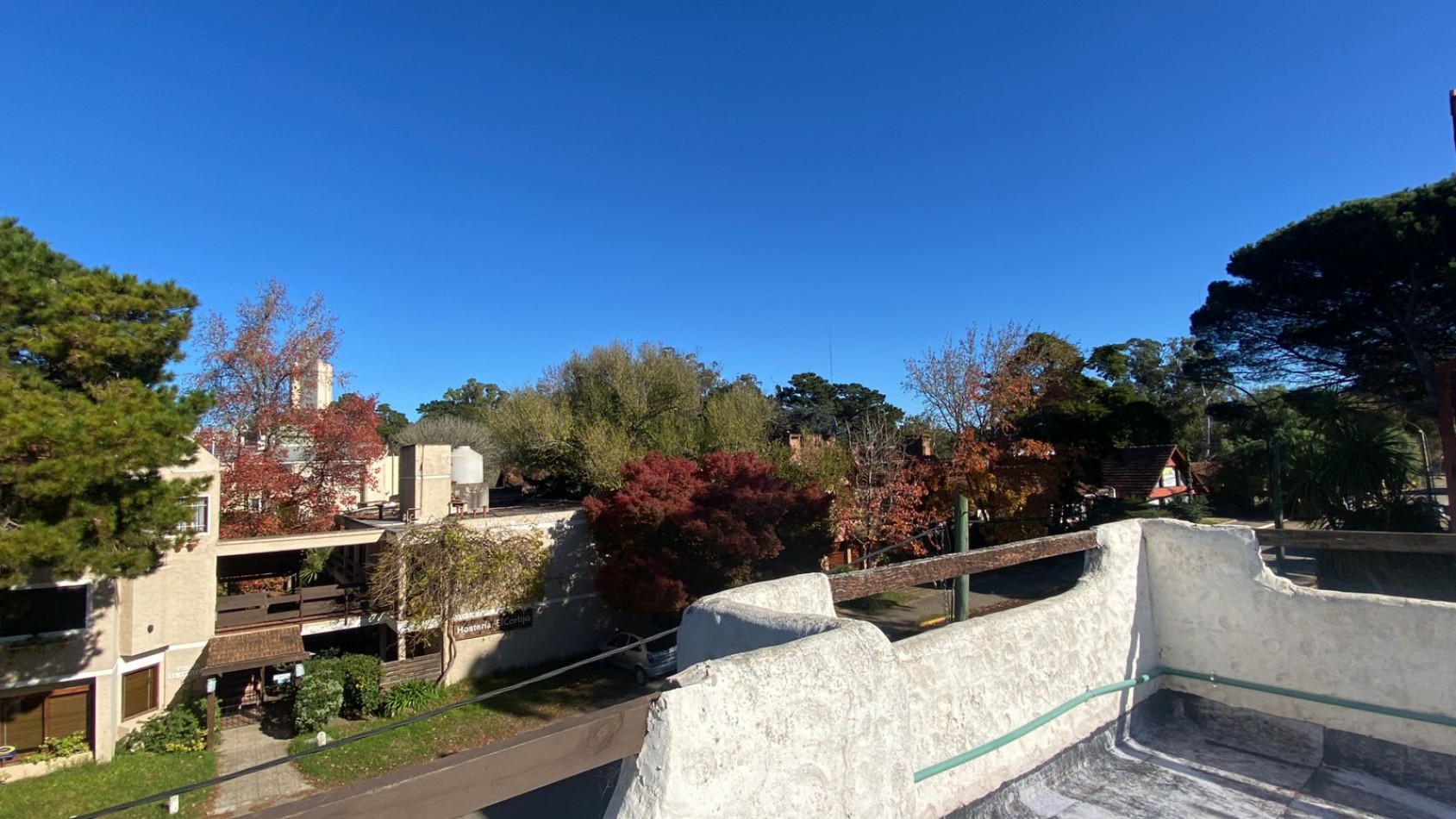 Monoambiente en Pinamar centro.