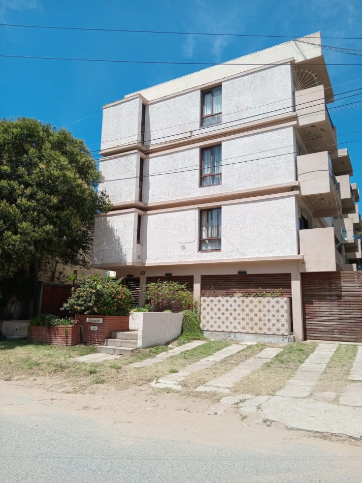 Departamento a la venta en Villa Gesell.