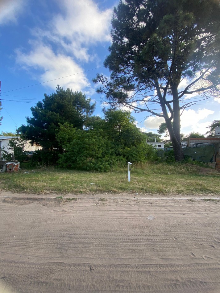 Lote en Valeria del Mar (525 M2).