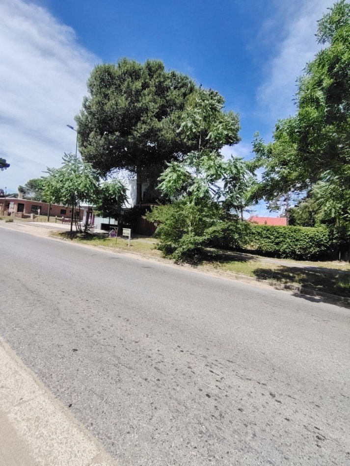 TERRENO MULTIFAMILIAR EN AVENIDA INTERMEDANOS, PINAMAR