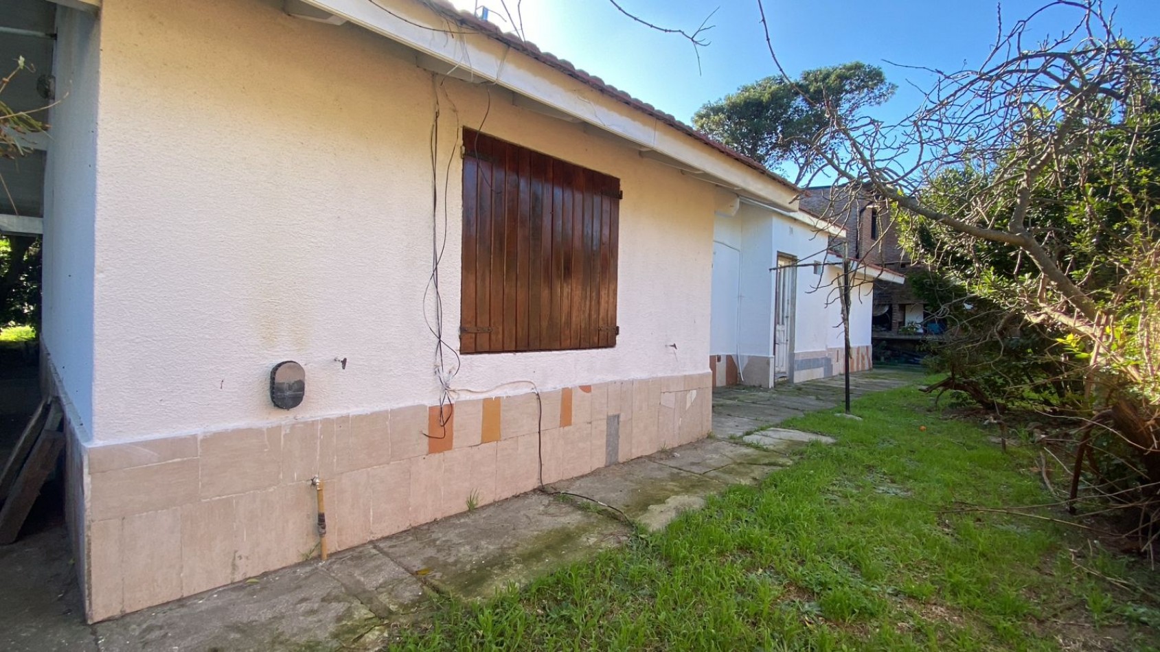 TERRENO MULTIFAMILIAR EN AVENIDA INTERMEDANOS, PINAMAR