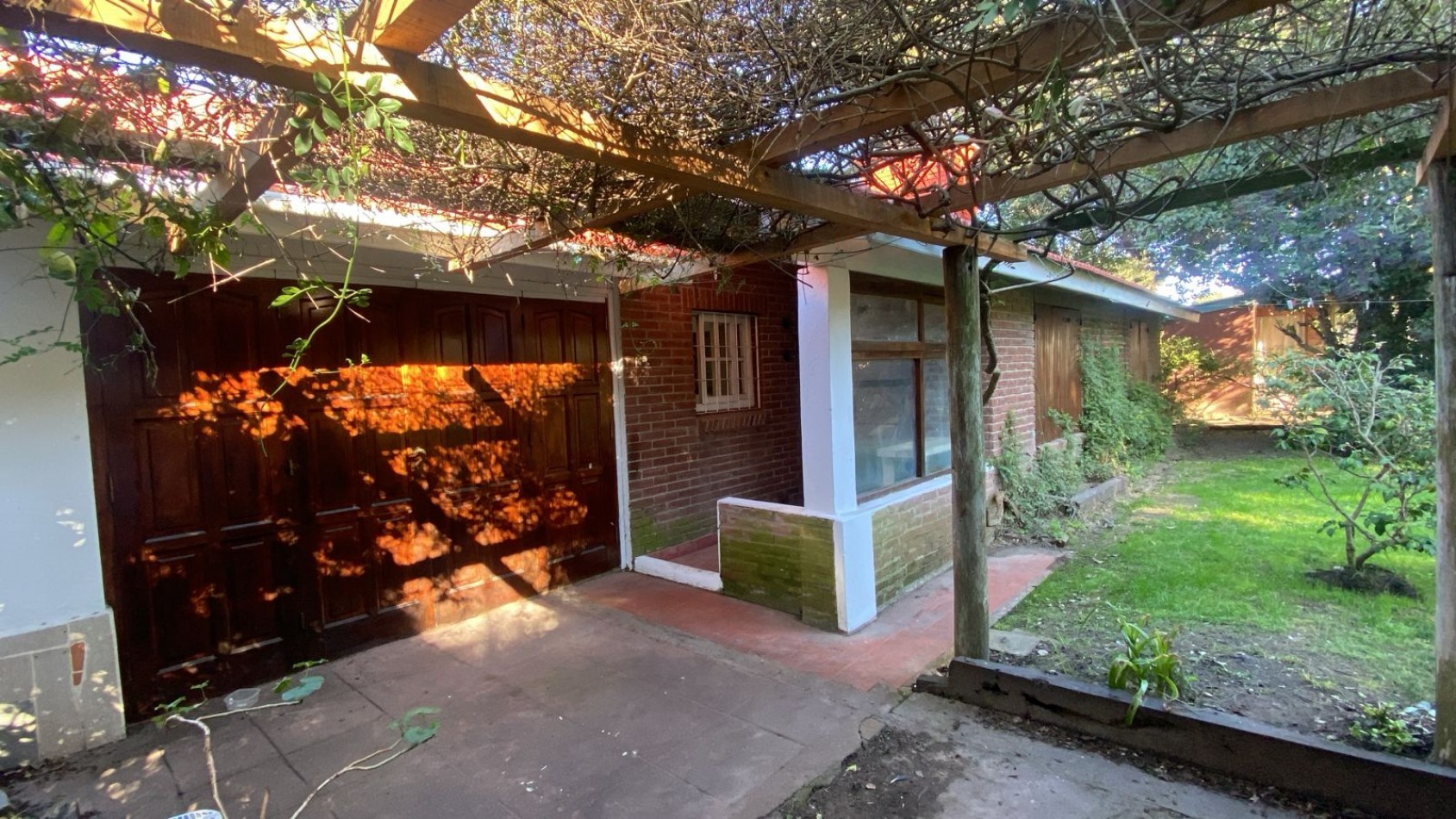 TERRENO MULTIFAMILIAR EN AVENIDA INTERMEDANOS, PINAMAR