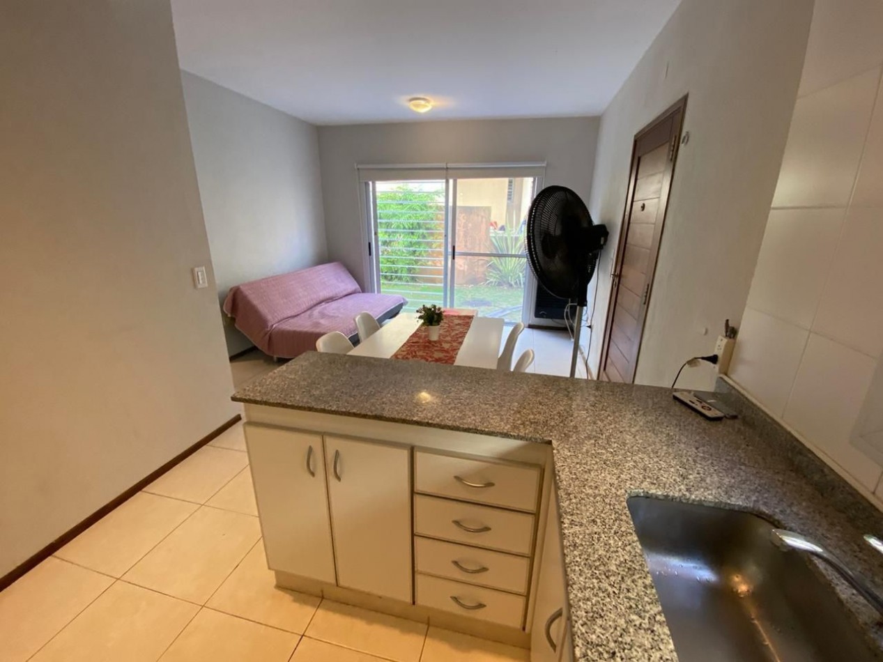 Departamento en venta, zona centrica de Pinamar.