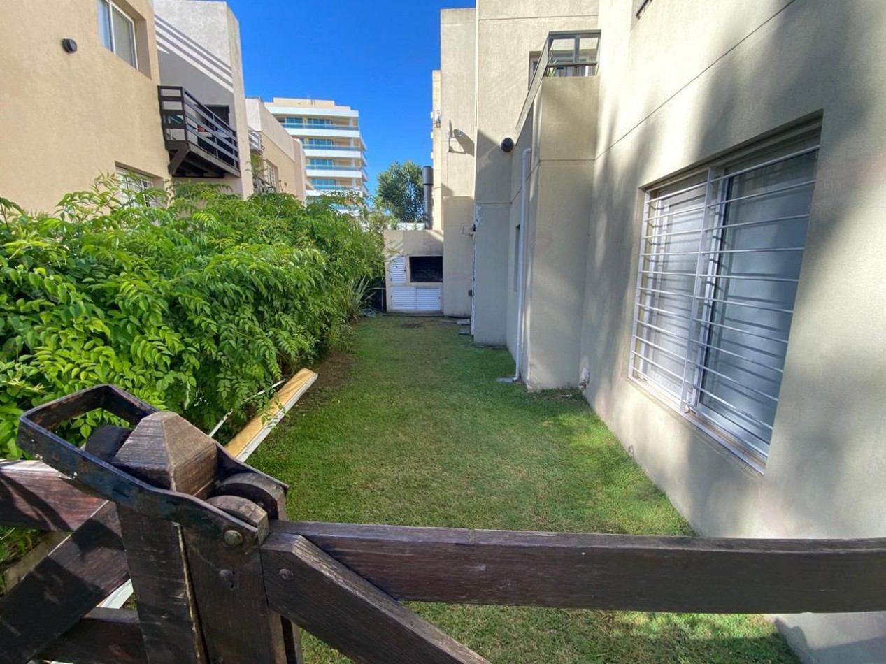 Departamento en venta, zona centrica de Pinamar.