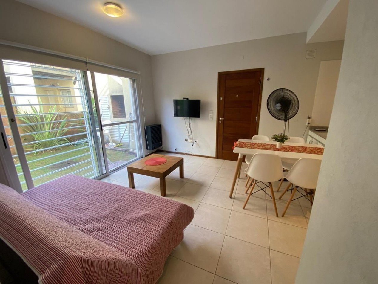 Departamento en venta, zona centrica de Pinamar.