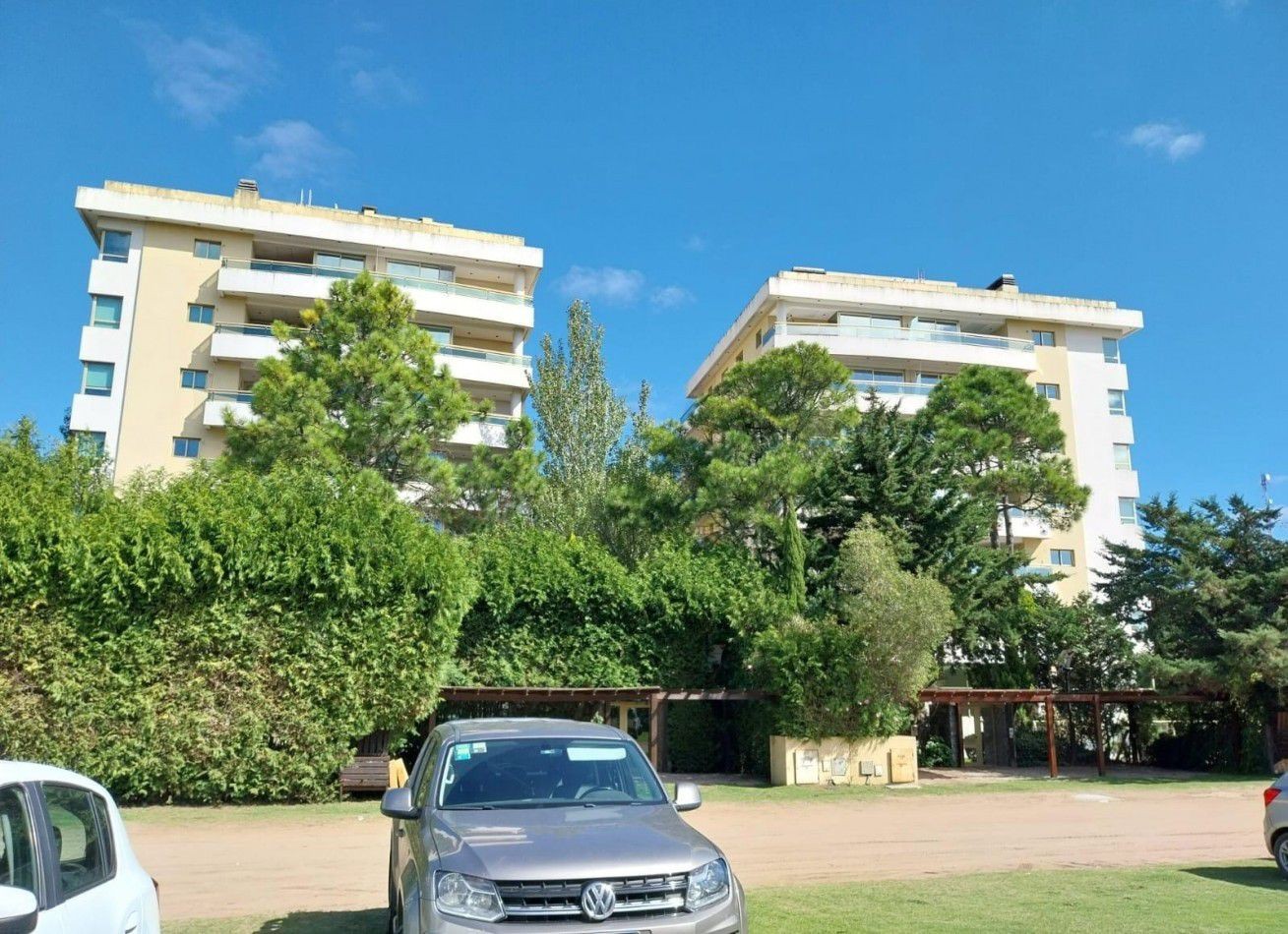 Venta de triplex en Pinamar - excelente ubicacion a metros de Av. Bunge.