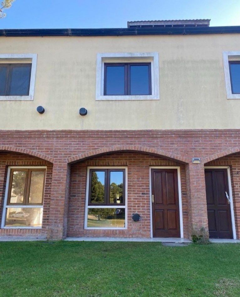 Venta de triplex en Pinamar - excelente ubicacion a metros de Av. Bunge.