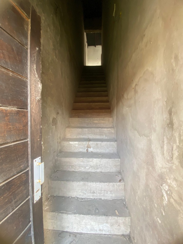 Departamento en Gral madariaga, sobre avenida principal