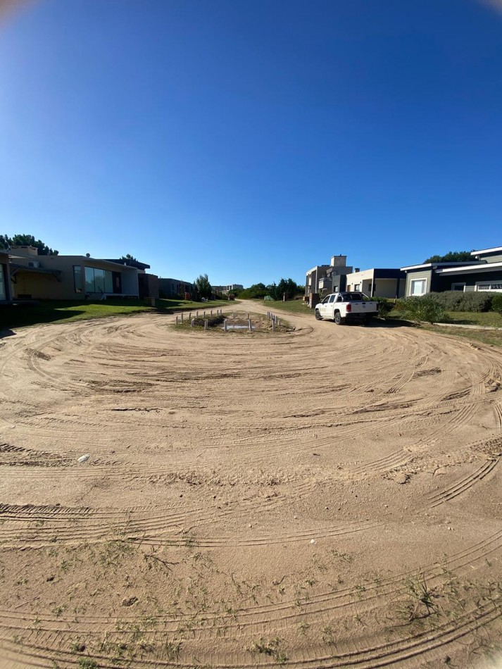 LOTE  VENTA/PERMUTA/FINANCIACION  - COSTA ESMERALDA BARRIO ECUESTRE