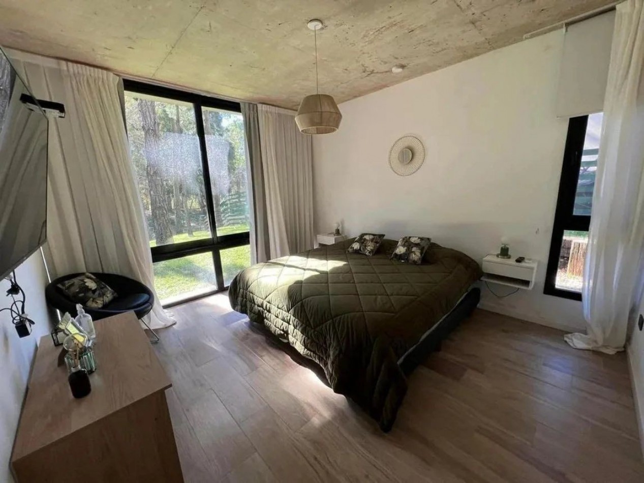 CASA MODERNA ESPECTACULAR *VENTA/FINANCIACION/PERMUTA -VILLA ROBLES-R 11