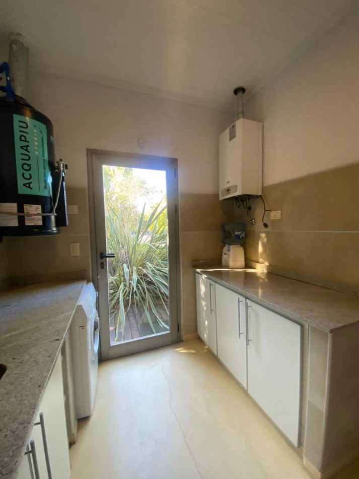 CASA VENTA EN PINAMAR -BARRIO CERRADO TERRAZAS AL GOLF