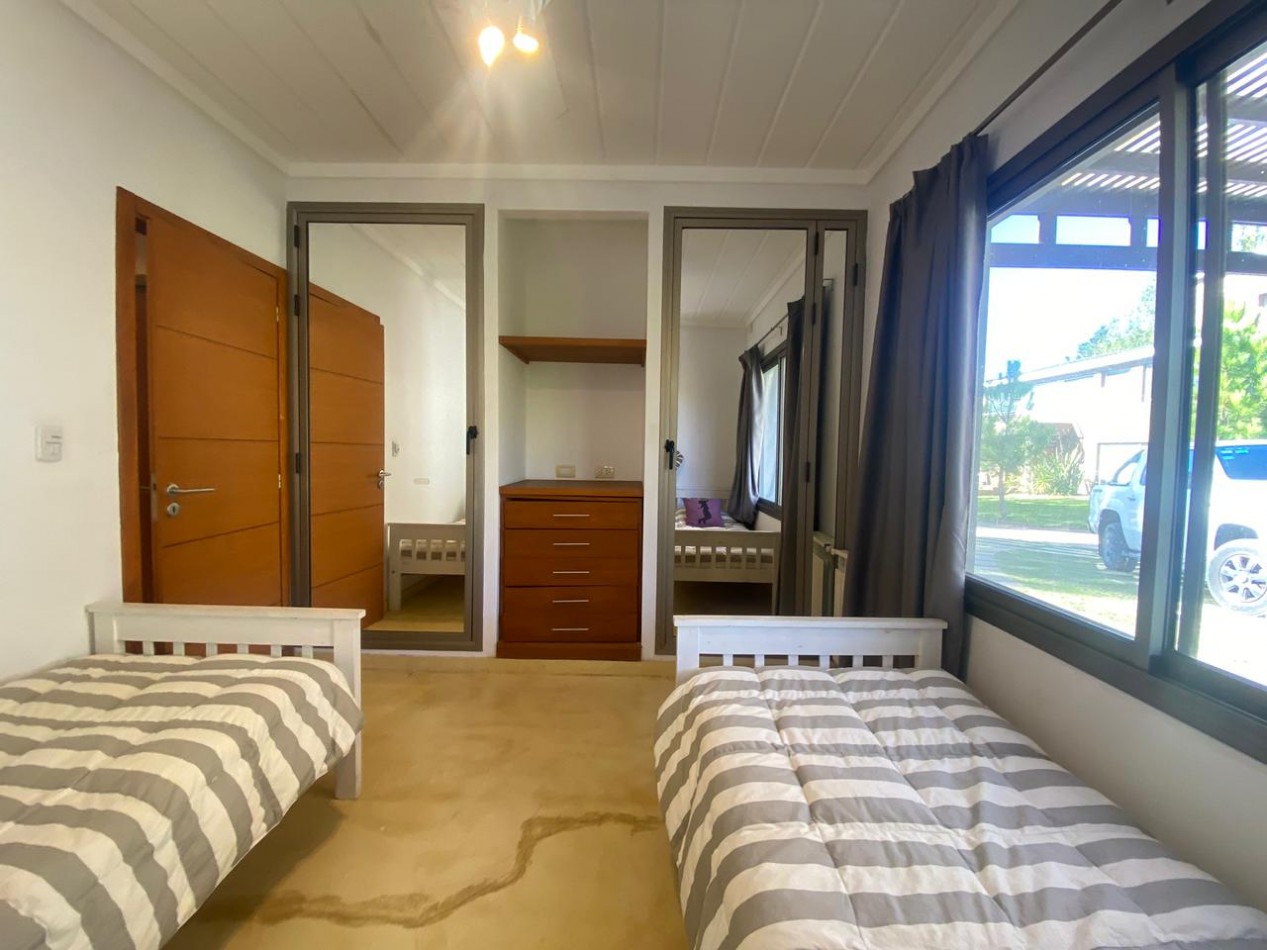 CASA VENTA EN PINAMAR -BARRIO CERRADO TERRAZAS AL GOLF