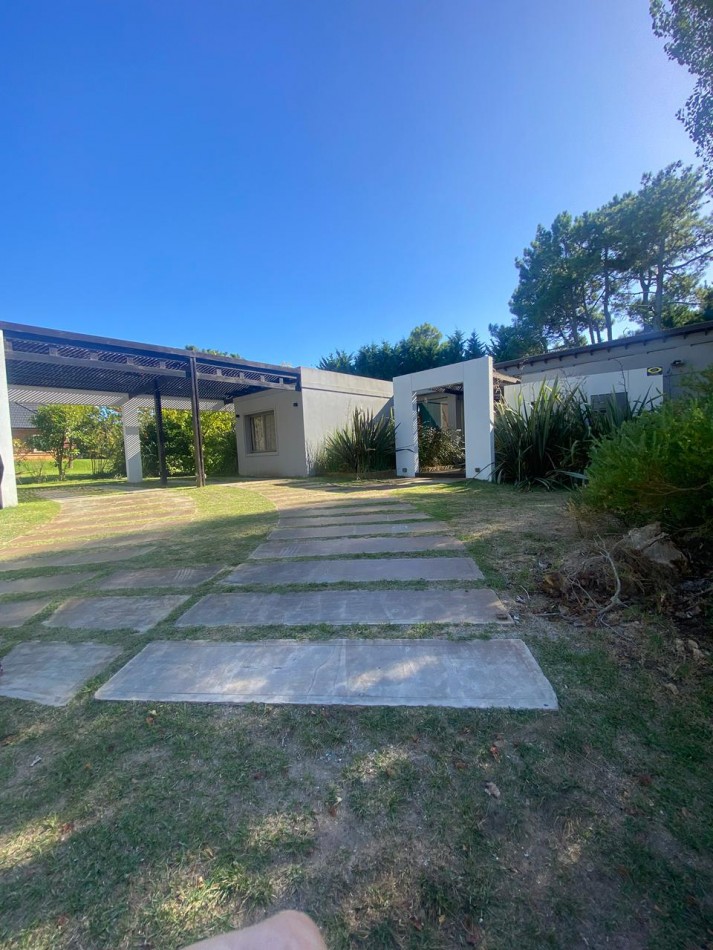 CASA VENTA EN PINAMAR -BARRIO CERRADO TERRAZAS AL GOLF