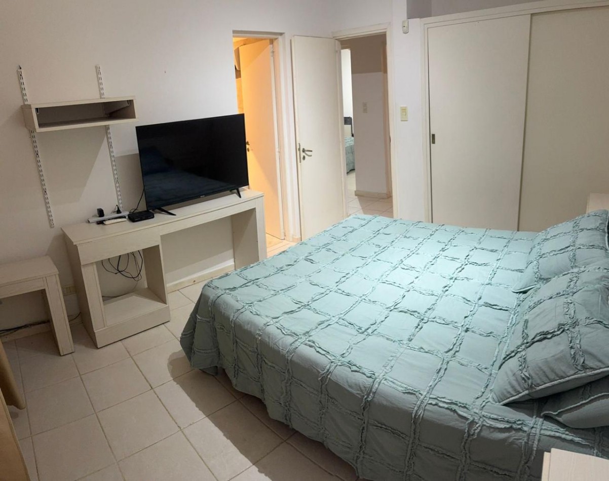 CASA DE 5 AMBIENTES VENTA EN CARILO 