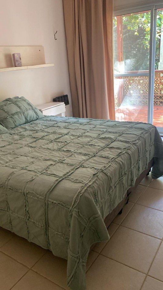 CASA DE 5 AMBIENTES VENTA EN CARILO 