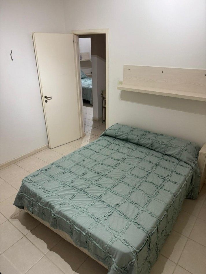 CASA DE 5 AMBIENTES VENTA EN CARILO 