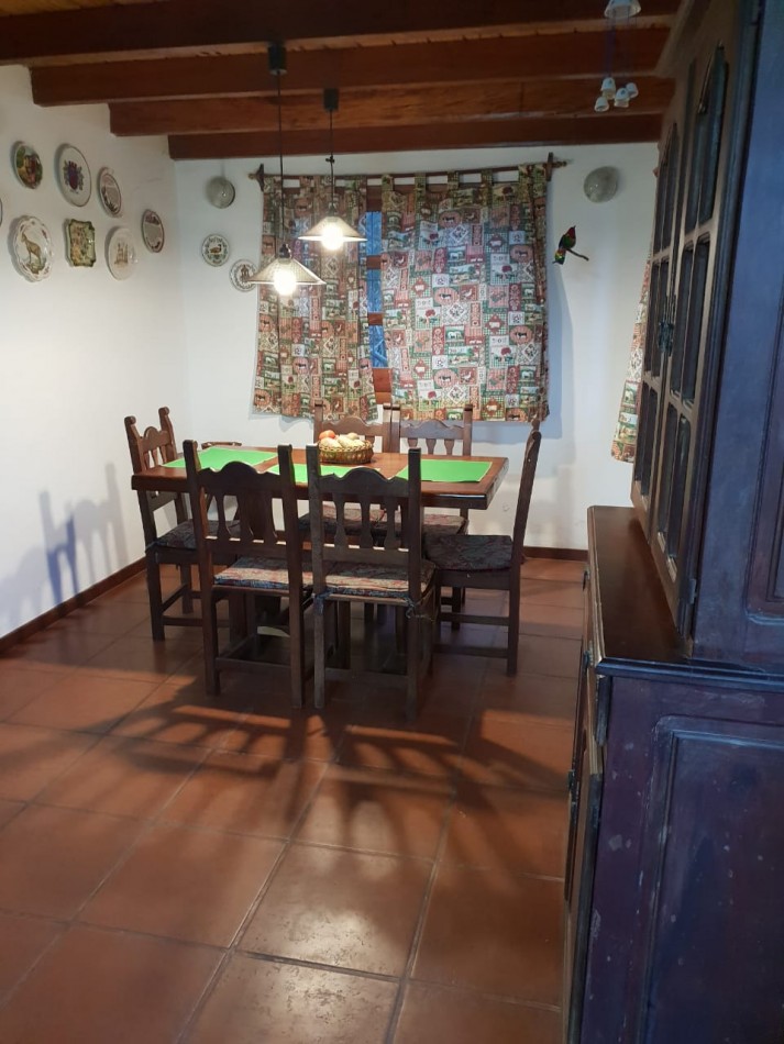 CASA VENTA EN OSTENDE A 300 METROS DEL MAR -SOBRE LOTE MULTIFAMILIAR