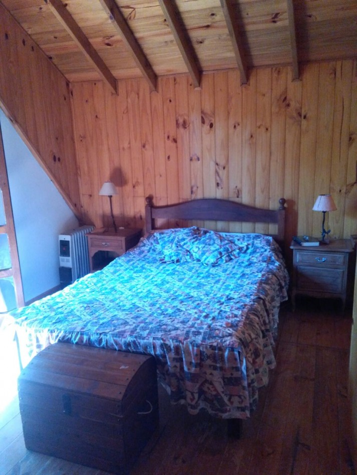 CASA VENTA EN OSTENDE A 300 METROS DEL MAR -SOBRE LOTE MULTIFAMILIAR