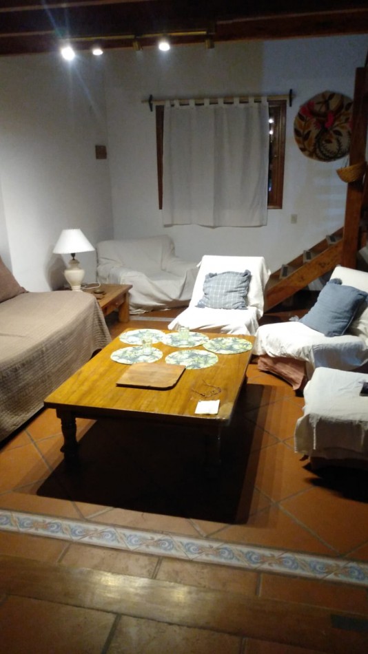 CASA VENTA EN OSTENDE A 300 METROS DEL MAR -SOBRE LOTE MULTIFAMILIAR