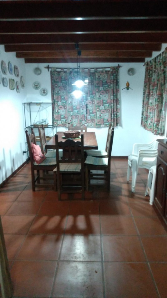 CASA VENTA EN OSTENDE A 300 METROS DEL MAR -SOBRE LOTE MULTIFAMILIAR