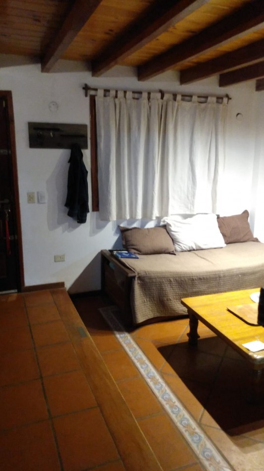 CASA VENTA EN OSTENDE A 300 METROS DEL MAR -SOBRE LOTE MULTIFAMILIAR