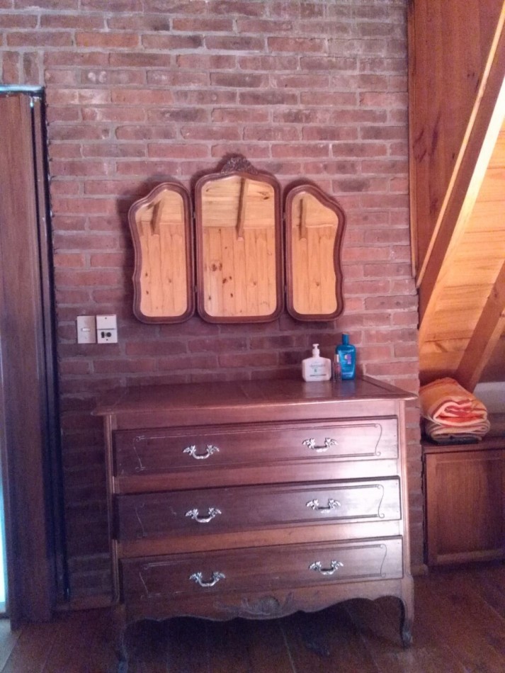 CASA VENTA EN OSTENDE A 300 METROS DEL MAR -SOBRE LOTE MULTIFAMILIAR