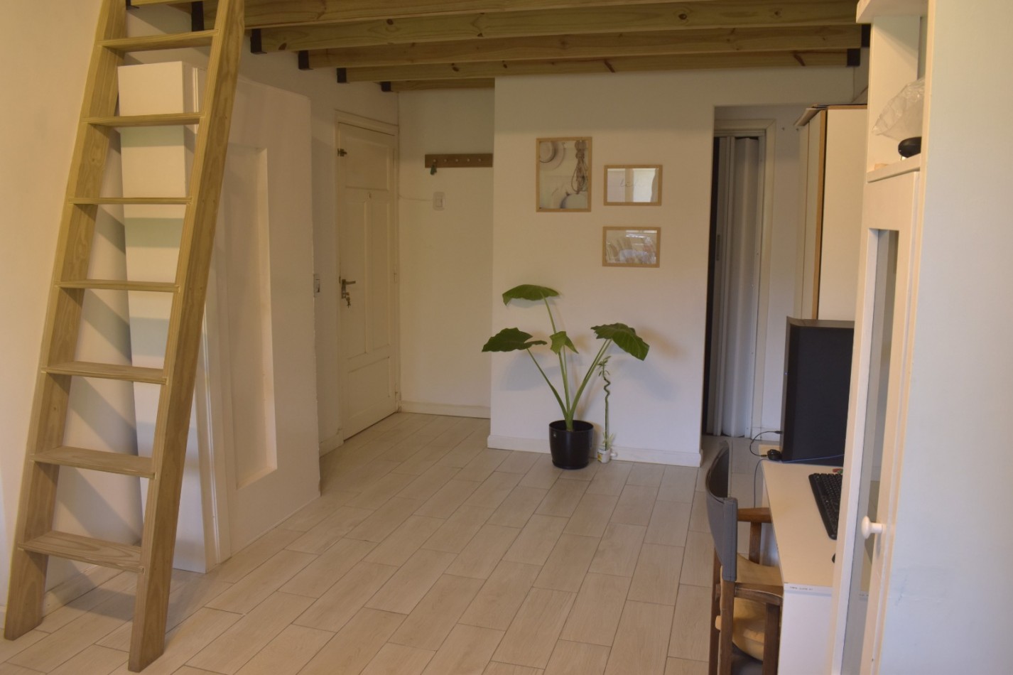 DEPARTAMENTO  VENTA PLENO CENTRO PINAMAR 