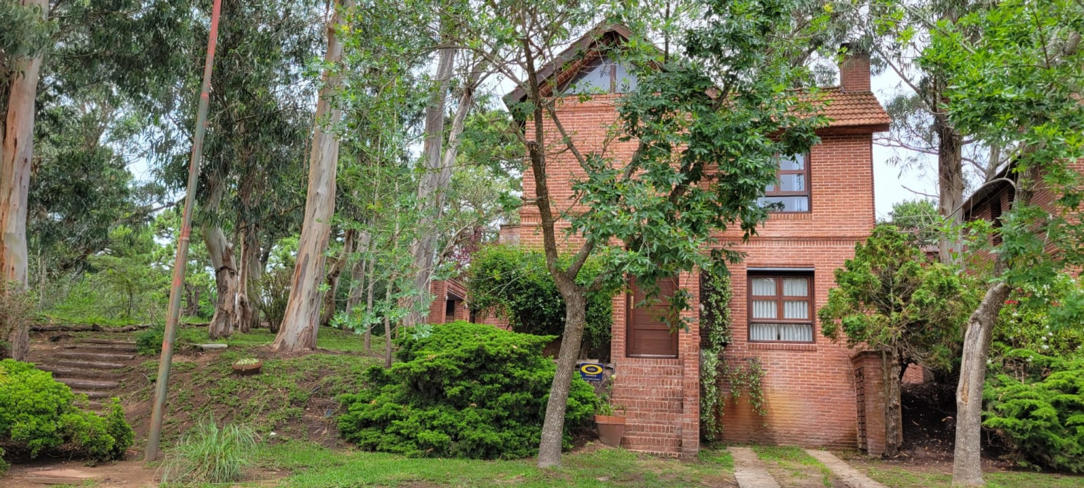 DUPLEX EN CONDOMINIO CON PILETA  VENTA  4 AMBIENTES  PINAMAR