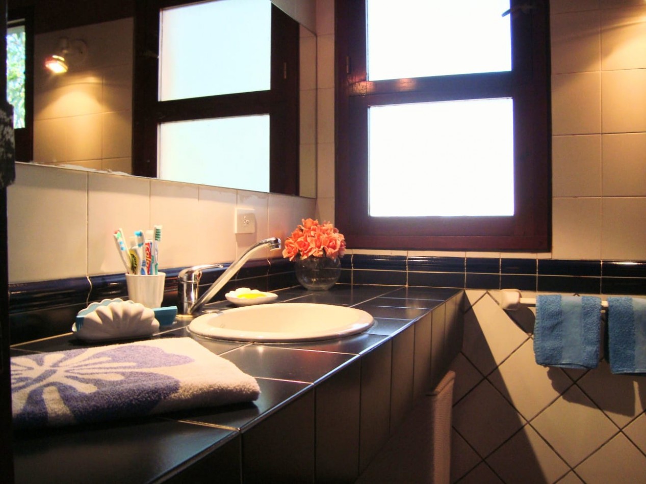 DUPLEX EN CONDOMINIO CON PILETA  VENTA  4 AMBIENTES  PINAMAR