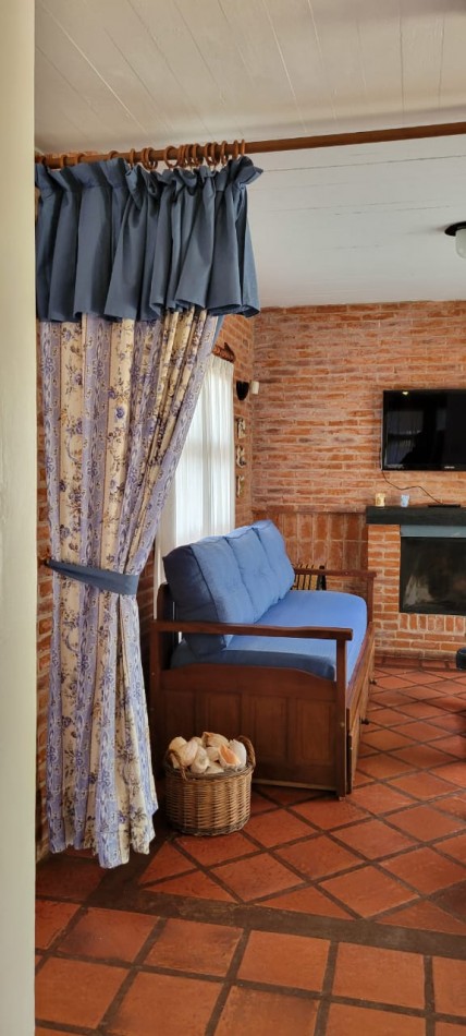 DUPLEX EN CONDOMINIO CON PILETA  VENTA  4 AMBIENTES  PINAMAR