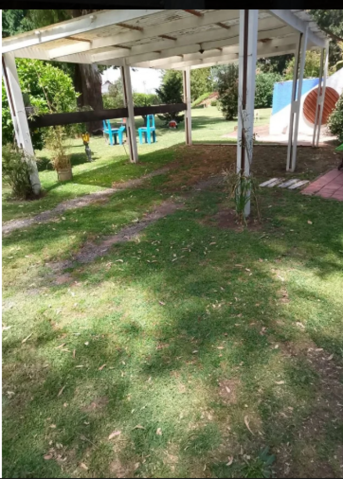 Tres cabañas en Delta Tigre en lote de 10.000 m2