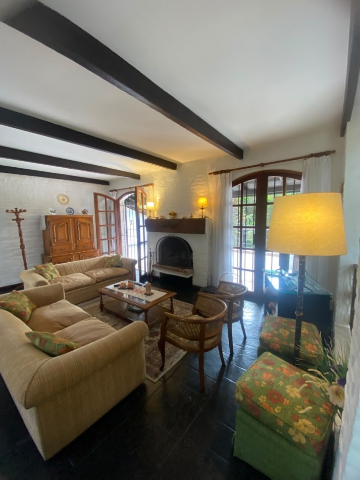 VENTA - Residencia de Categoria con Lote Independiente Incluido | Centro Golf - Pinamar