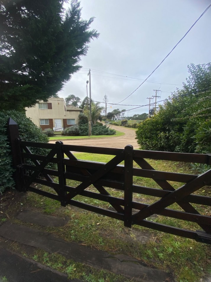 VENTA - Residencia de Categoria con Lote Independiente Incluido | Centro Golf - Pinamar