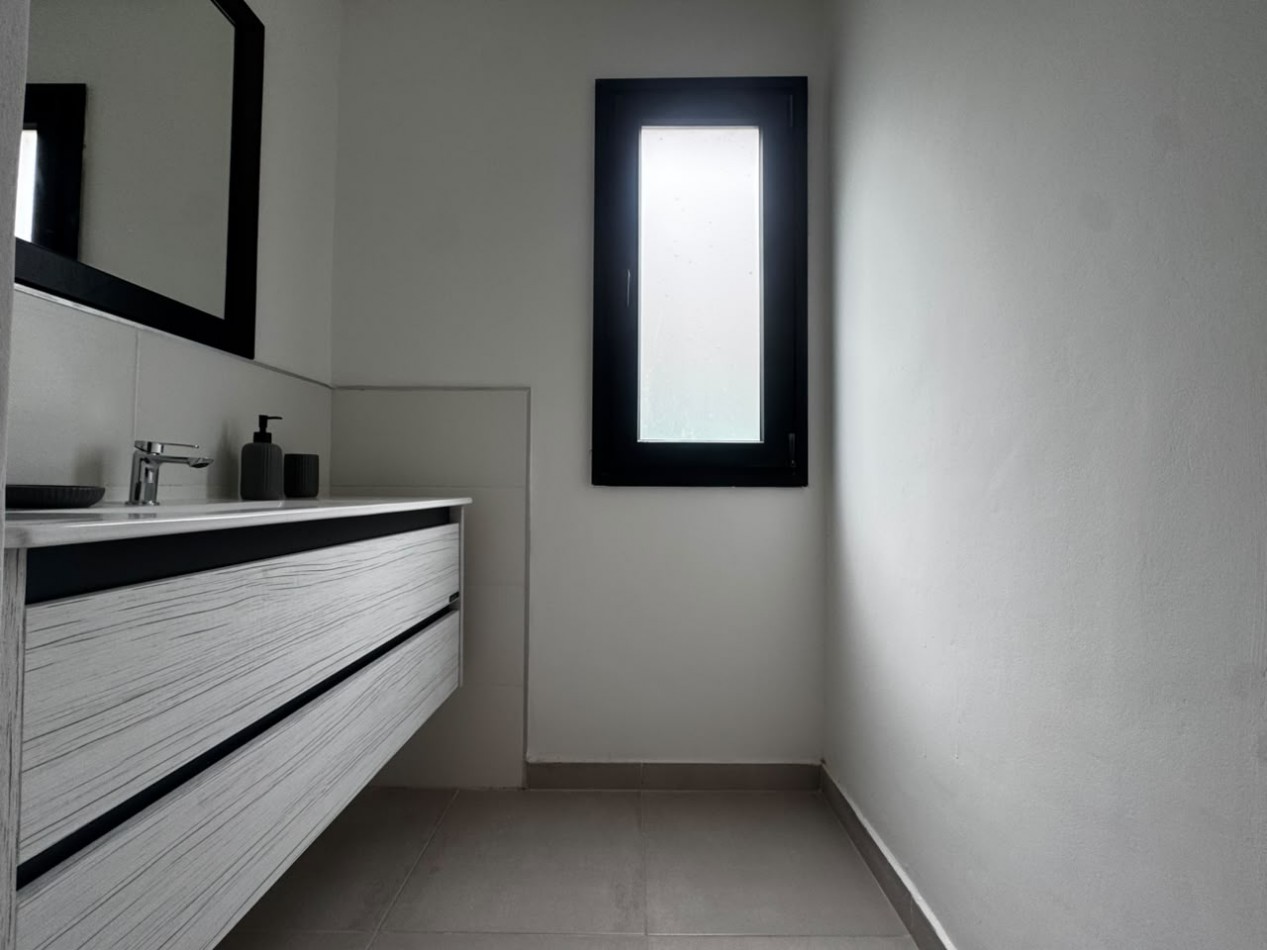Departamento moderno de 3 ambientes a pocos metros del mar