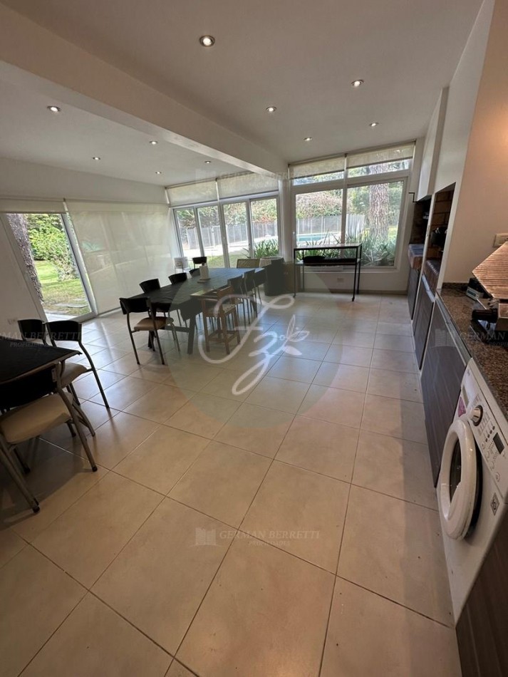 Espectacular casa en Pinamar Norte