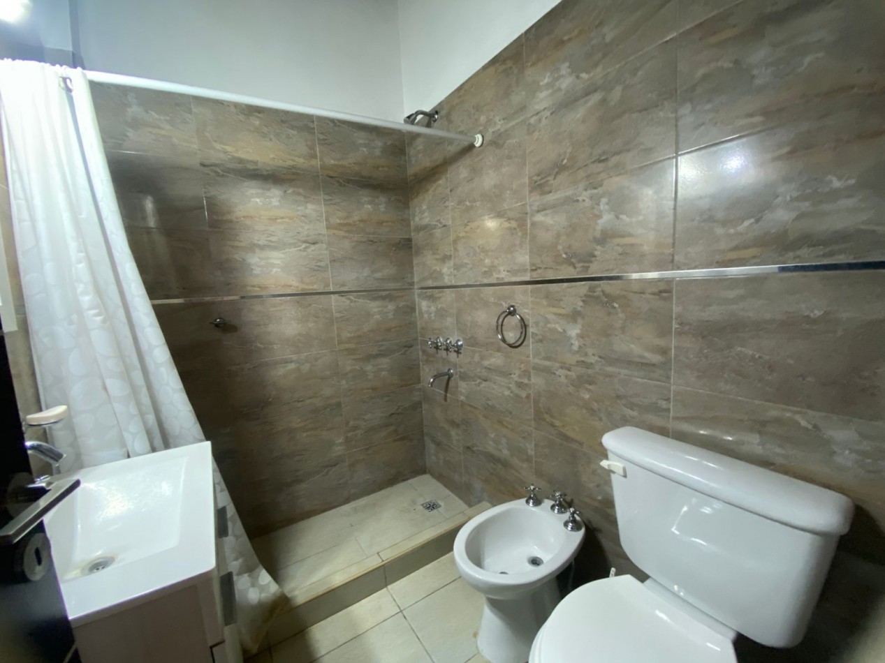 VENTA DEPARTAMENTO DE 3 AMBIENTES EN PINAMAR.