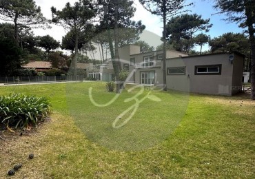 Espectacular casa en Pinamar Norte
